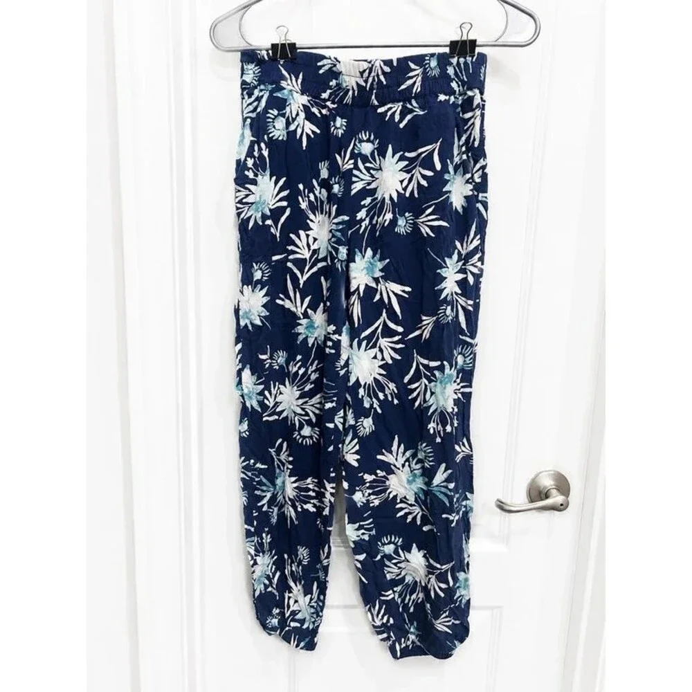 Blue Island Women’s Navy Floral Jogger Pants Size Small